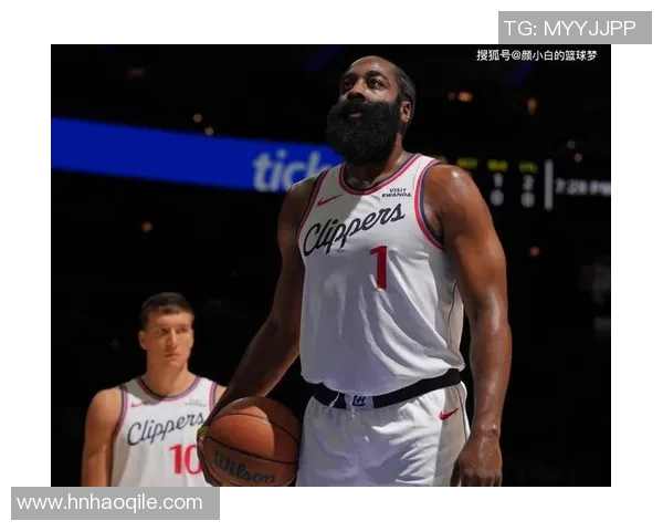 重大误判!快船第5胜被抢走:哈登绝杀犯规没吹,难怪一脸愤怒